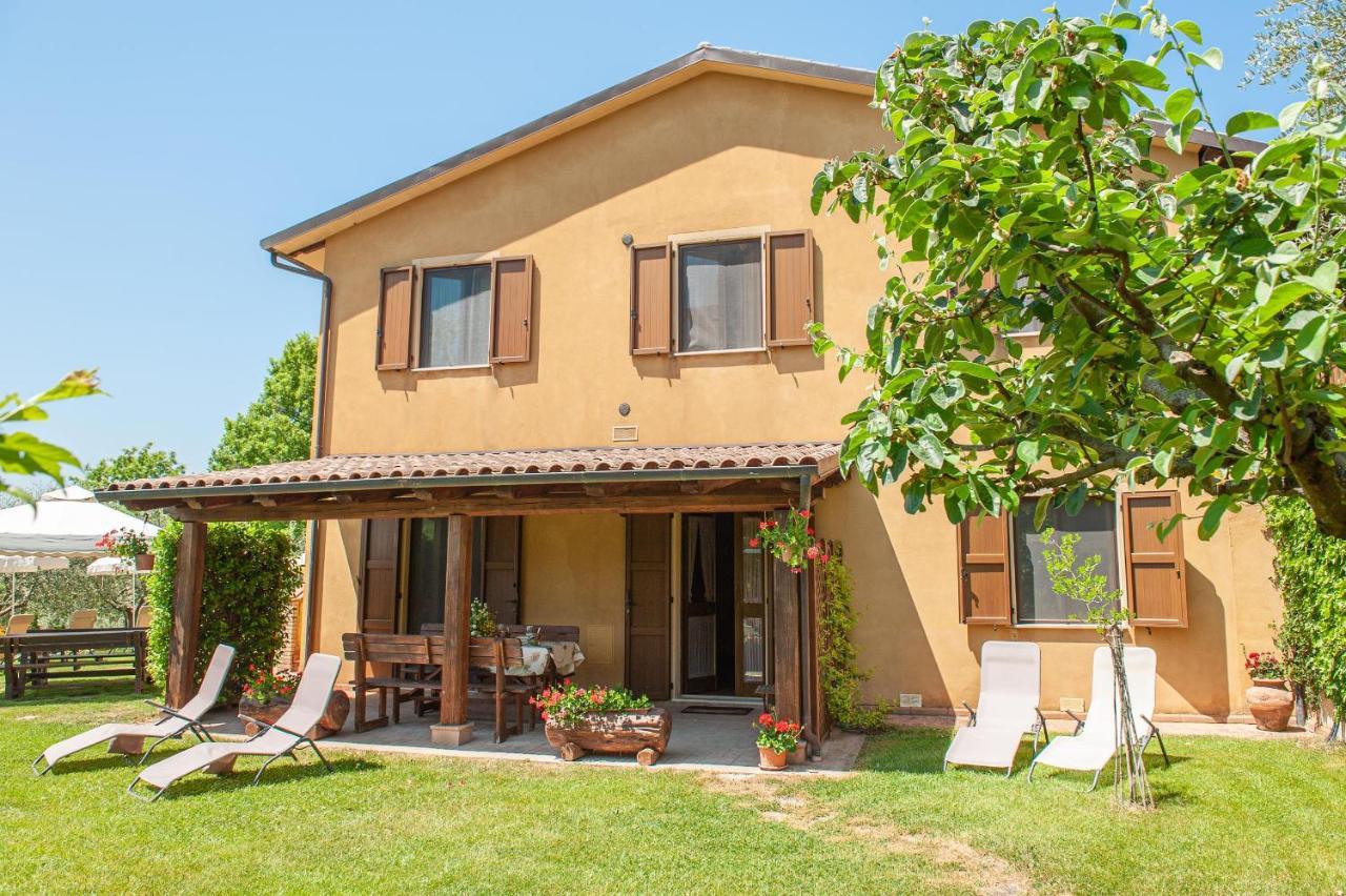 Agriturismo Le Dolci Colline Valfabbrica المظهر الخارجي الصورة